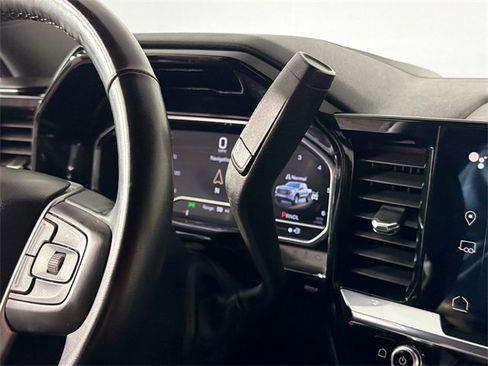 Used 2024 GMC Sierra 1500 Elevation w/ LPO, Elevation Black Package image 15