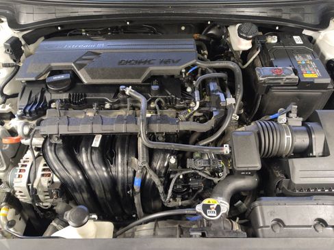 Used 2024 Hyundai Elantra SEL w/ Convenience Package FWD image 30