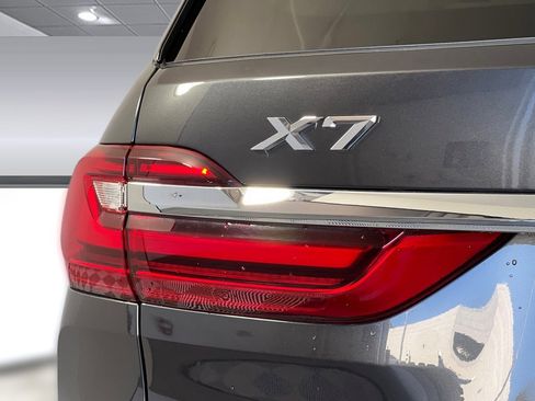 Used 2020 BMW X7 xDrive40i w/ Premium Package image 12