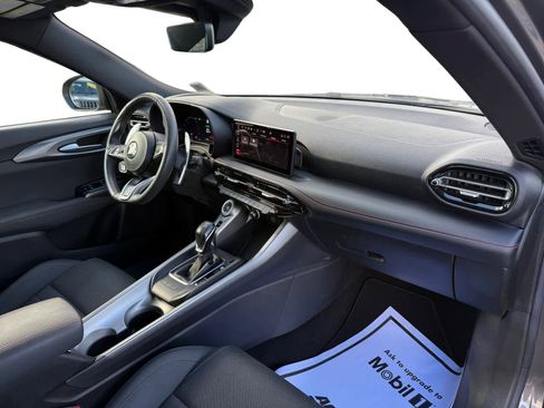 Used 2024 Dodge Hornet R/T w/ R/T Blacktop Package image 9