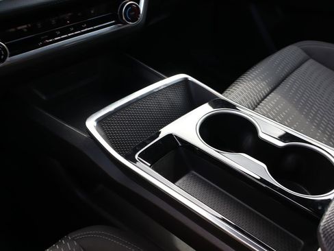 Used 2025 Chevrolet Equinox LT image 23