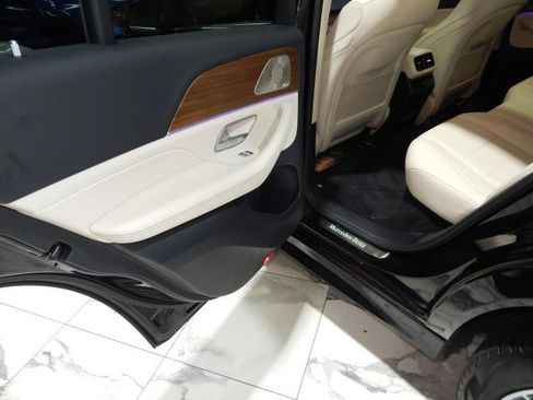 Used 2024 Mercedes-Benz GLE 350 GLE 350 AWD w/ AMG Line Exterior image 36