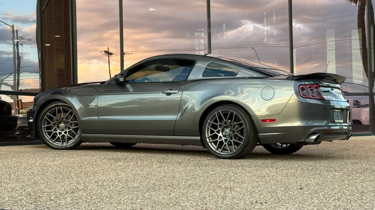 Used 2014 Ford Mustang GT w/ Brembo Brake Package RWD image 6