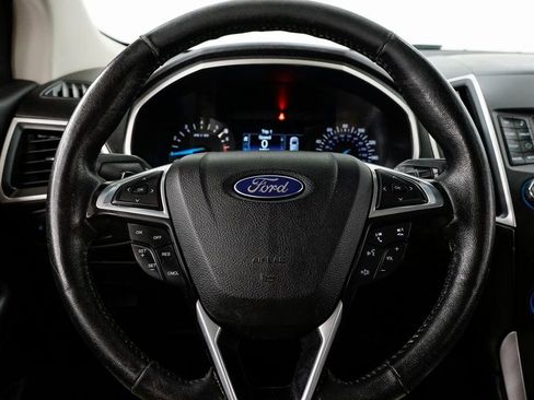 Used 2015 Ford Edge SEL image 10