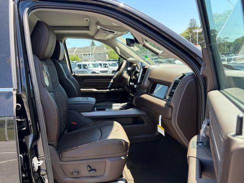 New 2026 RAM 2500 Limited AWD/4WD image 24