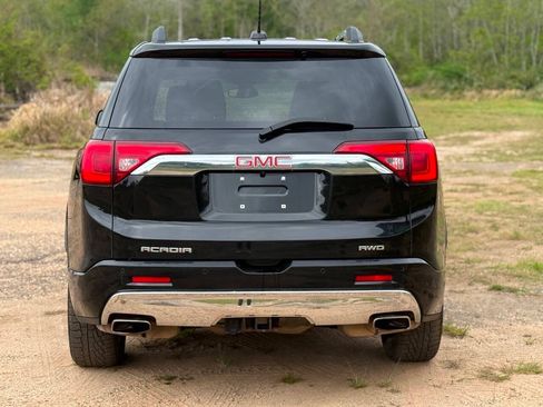 Used 2018 GMC Acadia Denali FWD image 4