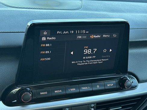 Used 2024 Kia Forte LXS w/ LXS Technology Package FWD image 17