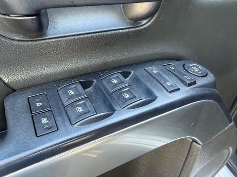 Used 2018 Chevrolet Silverado 1500 LT w/ All Star Edition RWD image 41