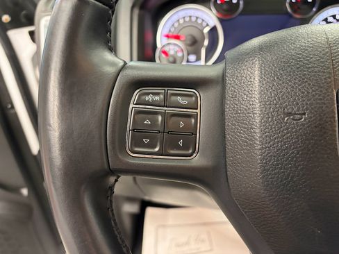 Used 2019 RAM 1500 Big Horn image 11