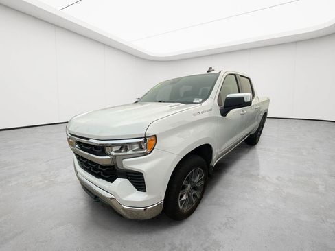 Used 2026 Chevrolet Silverado 1500 LT AWD/4WD image 2