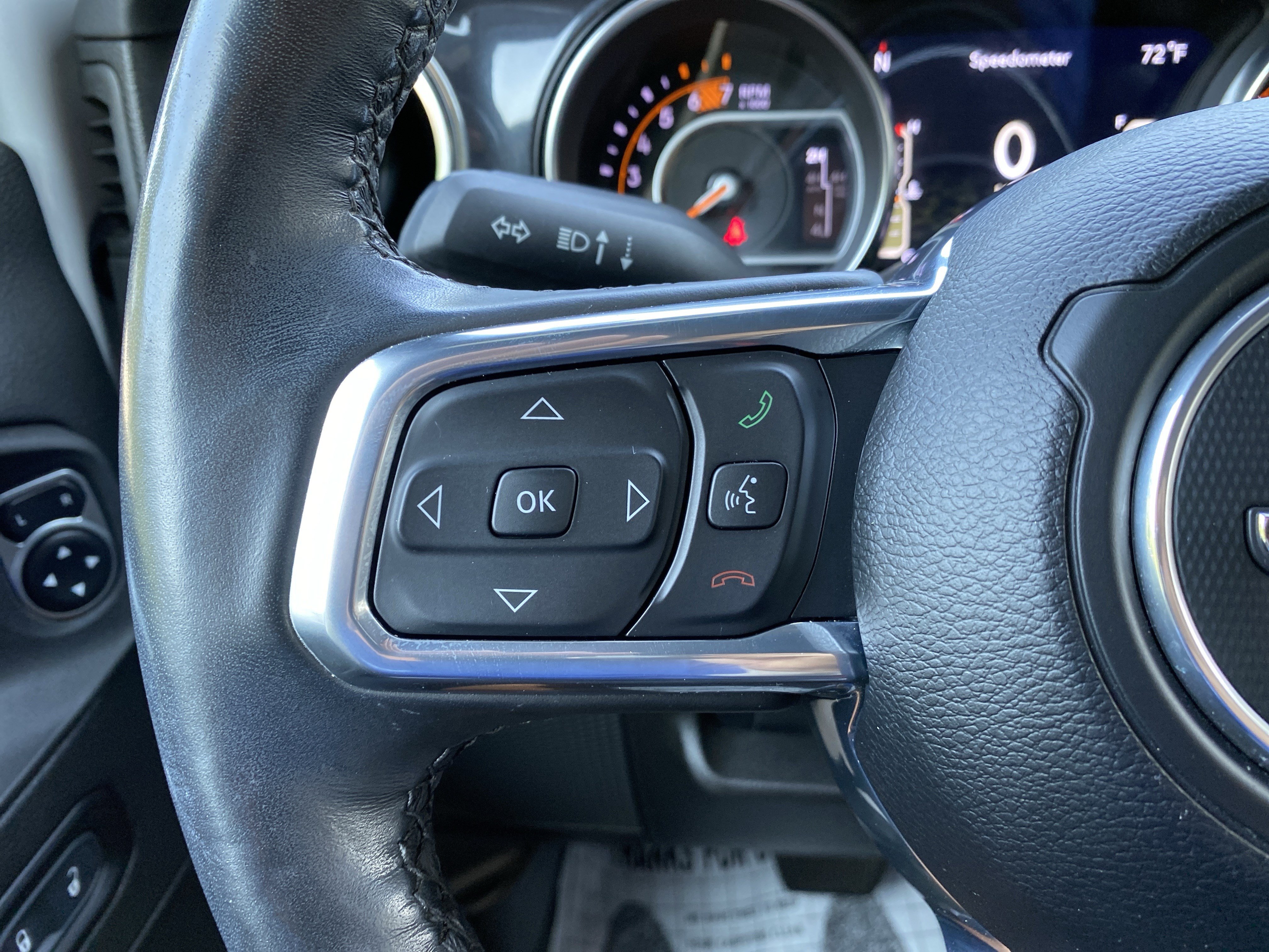 Used 2023 Jeep Wrangler Unlimited Sahara AWD/4WD image 19