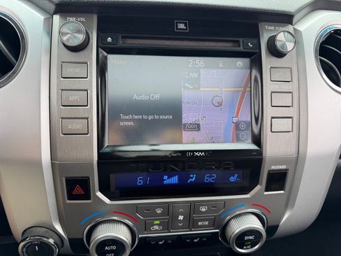 Used 2015 Toyota Tundra Limited w/ Limited Premium Package AWD/4WD image 28