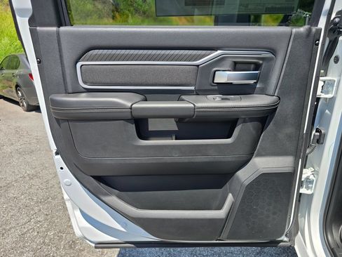 New 2026 RAM 2500 Big Horn AWD/4WD image 37