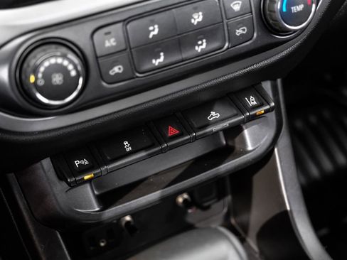 Used 2021 Chevrolet Colorado LT w/ Fleet Safety Package image 20