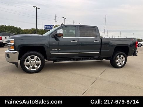 Used 2019 Chevrolet Silverado 2500 LTZ w/ Duramax Plus Package image 8