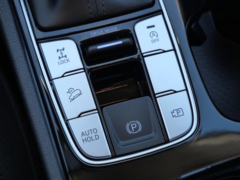 Certified 2026 Hyundai Tucson SE image 27