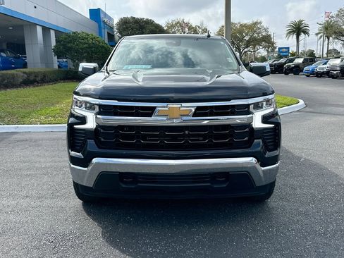 Used 2024 Chevrolet Silverado 1500 LT image 2
