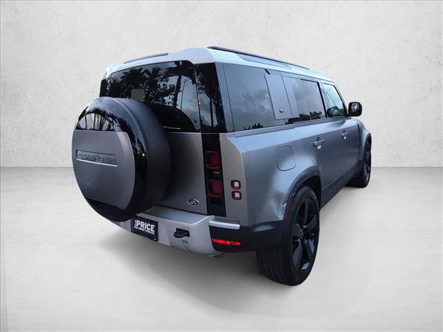Used 2023 Land Rover Defender 110 S AWD/4WD image 5