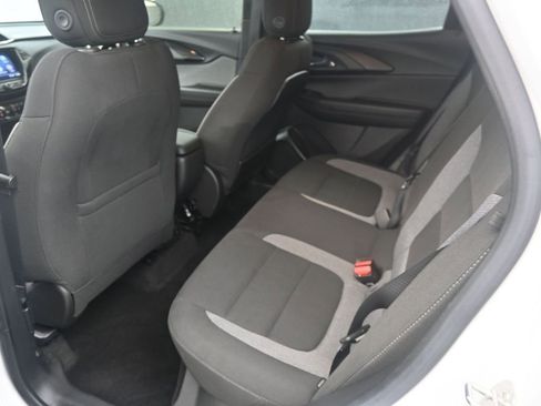Used 2023 Chevrolet TrailBlazer LT w/ Convenience Package image 16