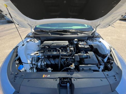 Used 2025 Kia K4 LXS image 30