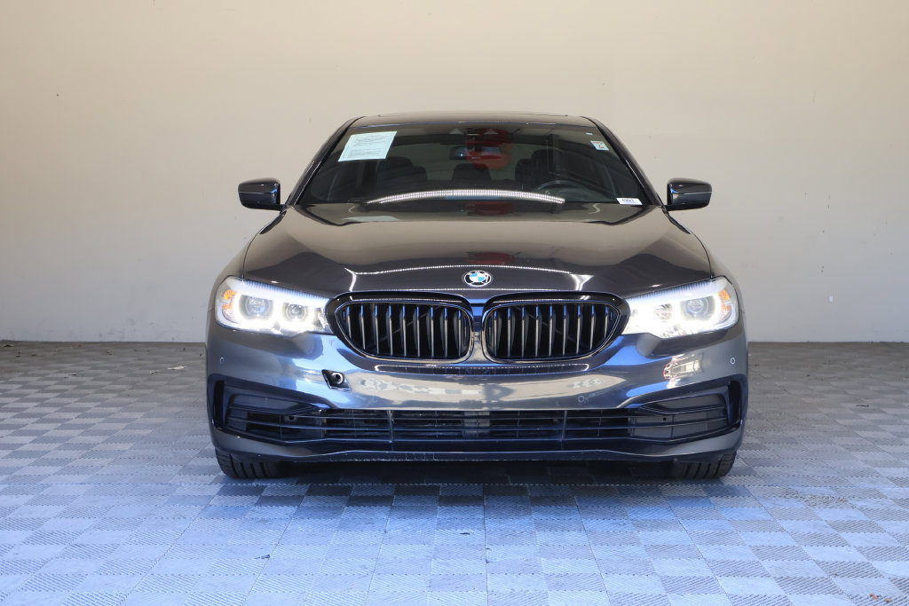 Used 2019 BMW 540i w/ Convenience Package RWD image 4