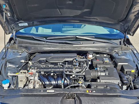 Used 2024 Hyundai Elantra SEL w/ Convenience Package FWD image 30