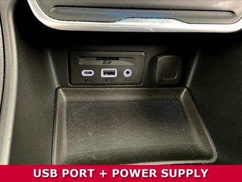 Used 2021 GMC Terrain SLT w/ LPO, Floor Liner Package image 17