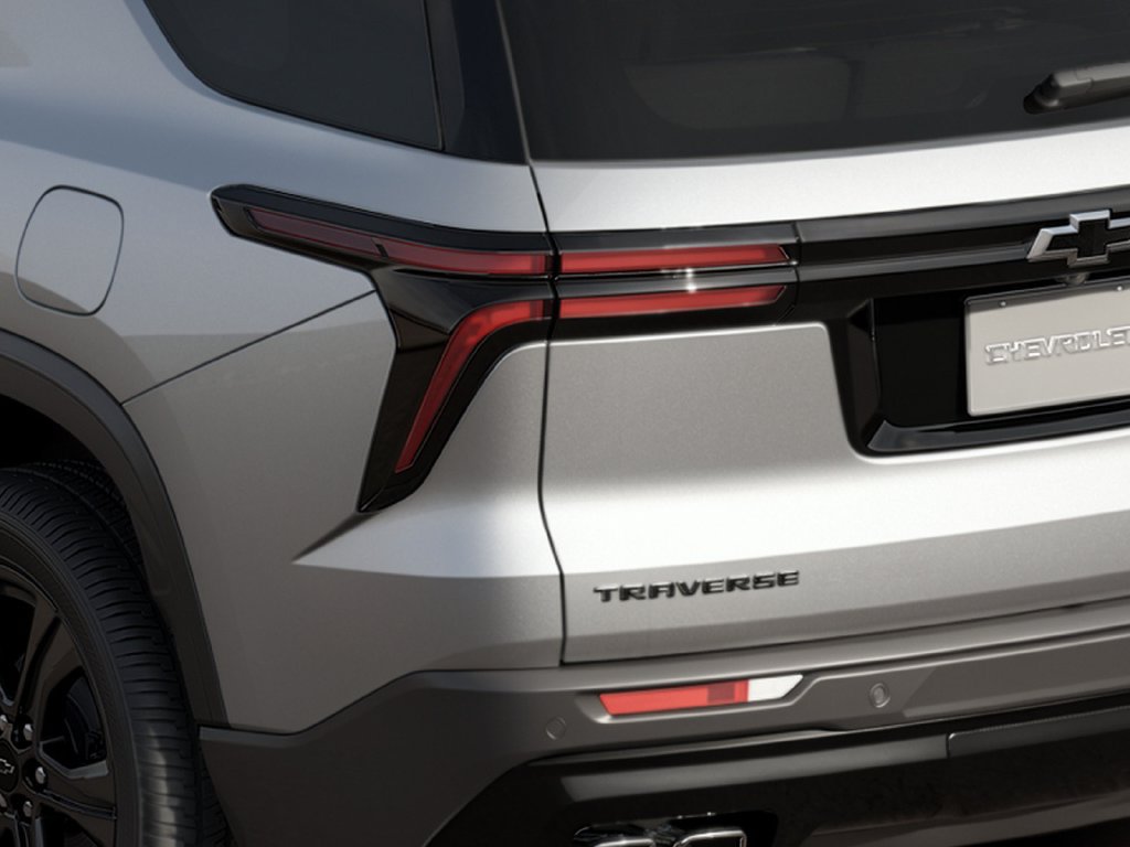 New 2027 Chevrolet Traverse LT w/ Midnight/Sport Edition FWD image 8