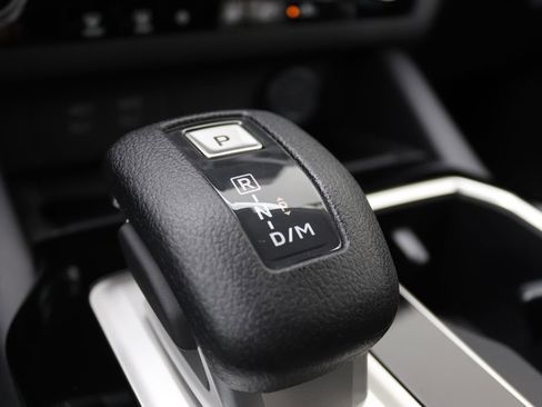 New 2026 Mitsubishi Outlander ES image 20