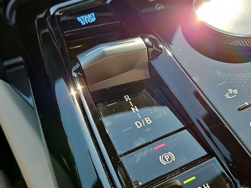 Certified 2024 BMW i5 eDrive40i w/ Premium Package image 14