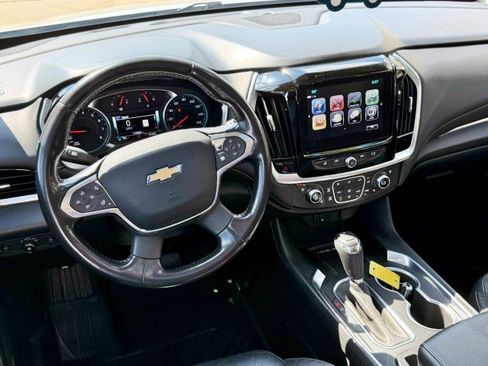 Certified 2019 Chevrolet Traverse Premier w/ Redline Edition FWD image 16