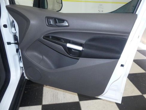 Used 2023 Ford Transit Connect XLT image 23