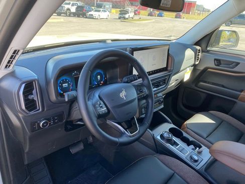 New 2025 Ford Bronco Sport Outer Banks image 13