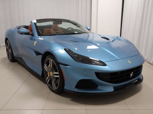 Certified 2022 Ferrari Portofino M image 6