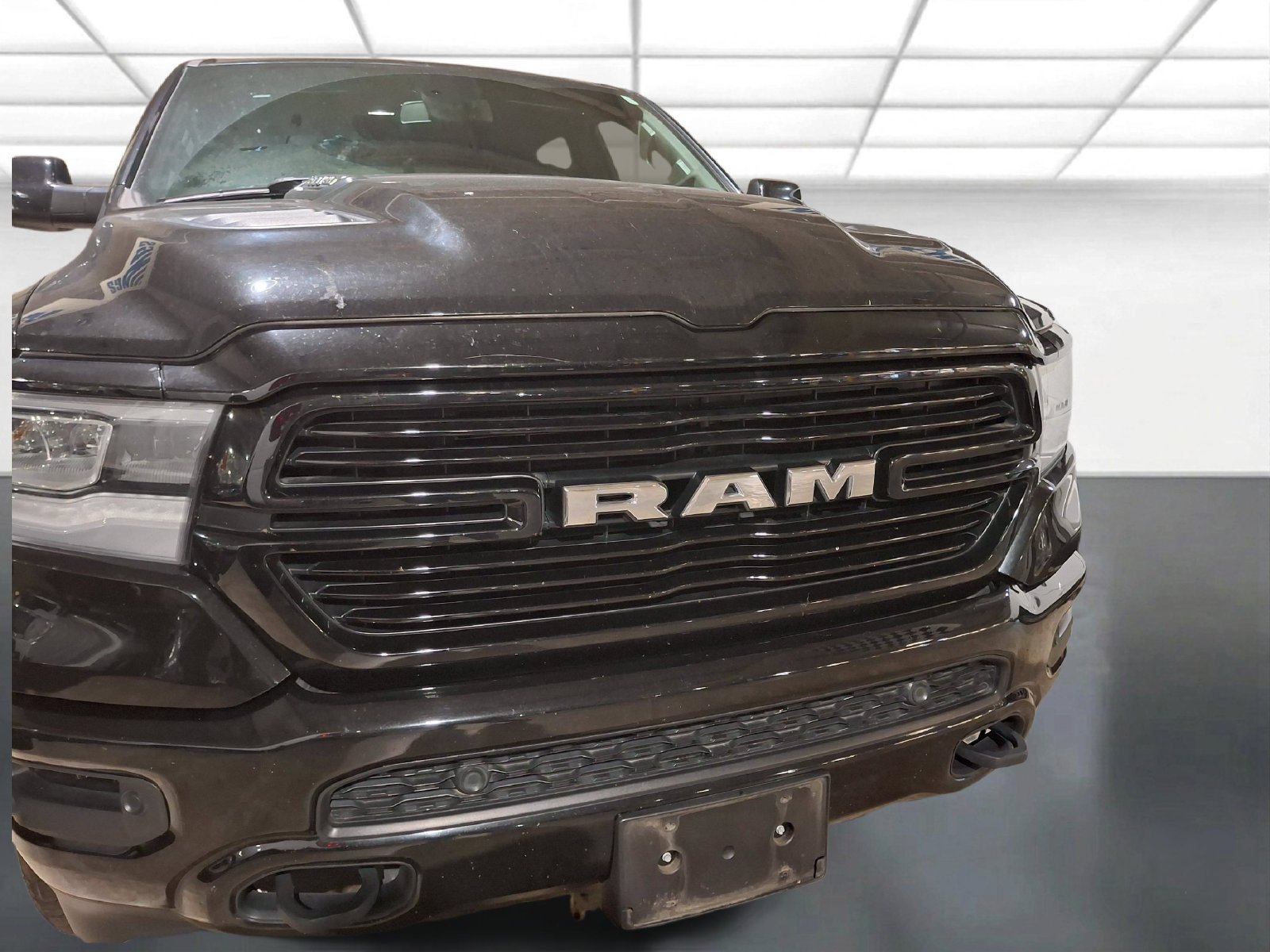 Certified 2020 RAM 1500 Laramie w/ Sport Appearance Package AWD/4WD image 13