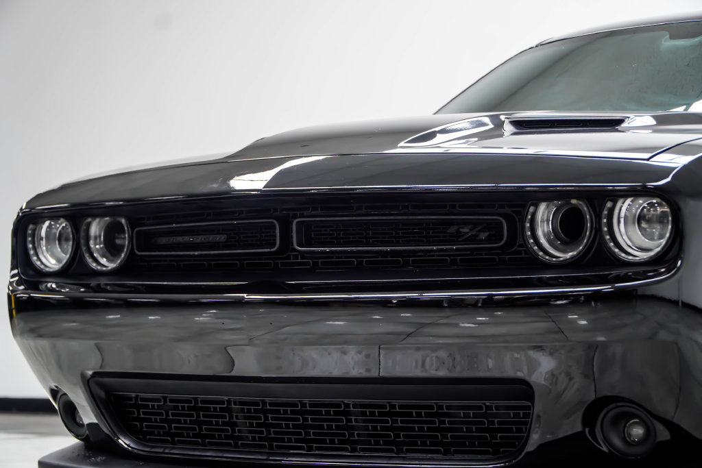 Used 2015 Dodge Challenger R/T Scat Pack w/ Sound Group II RWD image 2