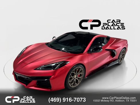 Used 2022 Chevrolet Corvette Stingray Preferred Cpe w/ Z51 Performance Package RWD image 4