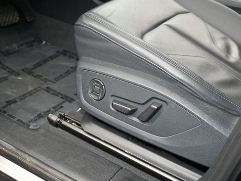 Used 2025 Audi Q3 2.0T Premium image 13