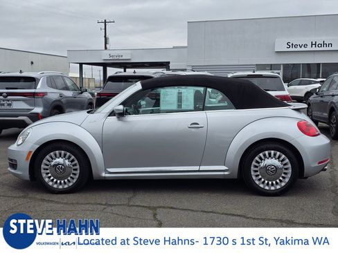 Used 2013 Volkswagen Beetle 2.5 50's Edition image 2