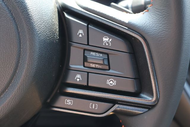 Certified 2025 Subaru Crosstrek 2.5i Limited w/ Popular Package #4A AWD/4WD image 7