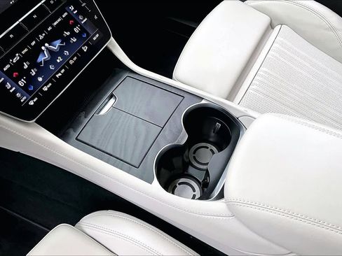 Used 2024 Maserati Grecale Modena AWD/4WD image 16