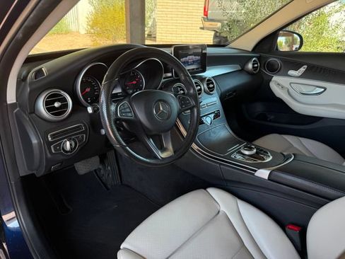 Used 2017 Mercedes-Benz C 300 Sedan image 21