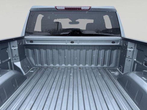 Used 2023 Chevrolet Silverado 1500 RST w/ Z71 Off-Road Package image 12