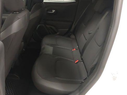 Used 2022 Jeep Renegade Altitude w/ Convenience Group AWD/4WD image 38