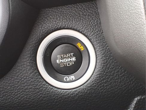 Used 2022 RAM 1500 Big Horn AWD/4WD image 18