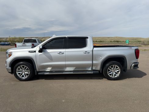 Used 2019 GMC Sierra 1500 SLT w/ SLT Premium Package AWD/4WD image 27