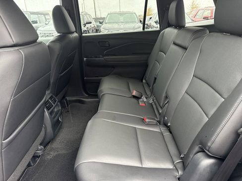 Used 2023 Honda Passport EX-L image 6