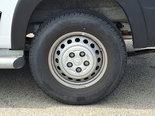 Used 2025 RAM ProMaster 2500 w/ U-Haul Equipment Group FWD image 12