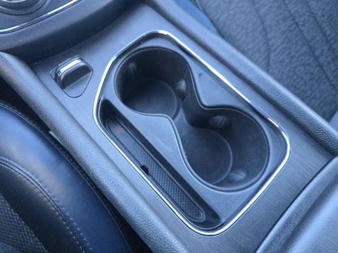 Used 2016 Chrysler 200 S image 26