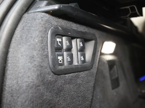 Used 2019 BMW X7 xDrive40i w/ Premium Package AWD/4WD image 32